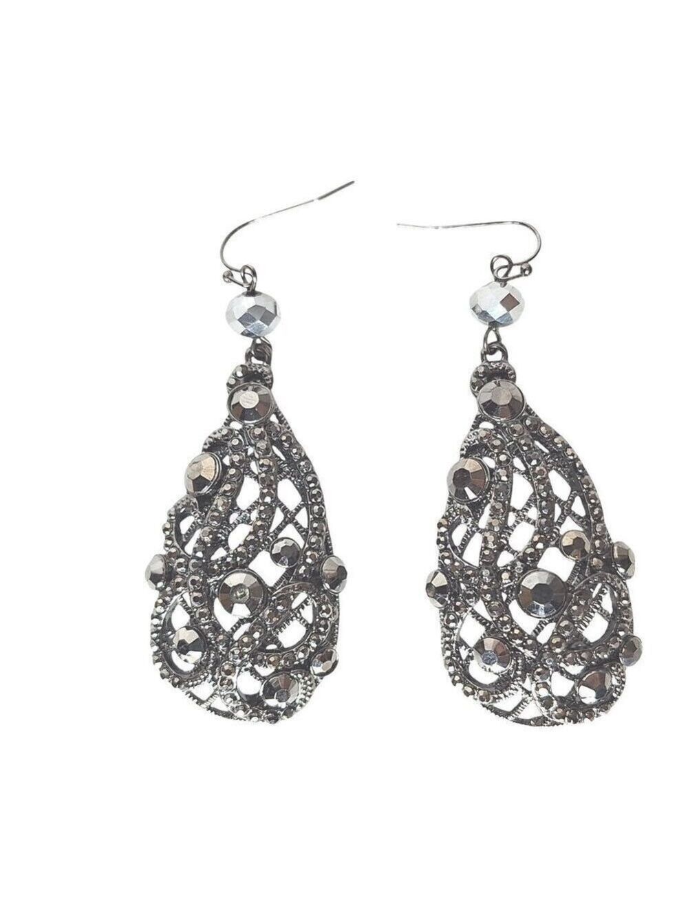 Vintage Filigree Silver Tone Teardrop Dangle Drop Earrings